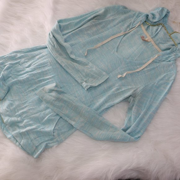 No Boundaries Light Teal Hooded Tunic with Pocket - Picture 1 of 9